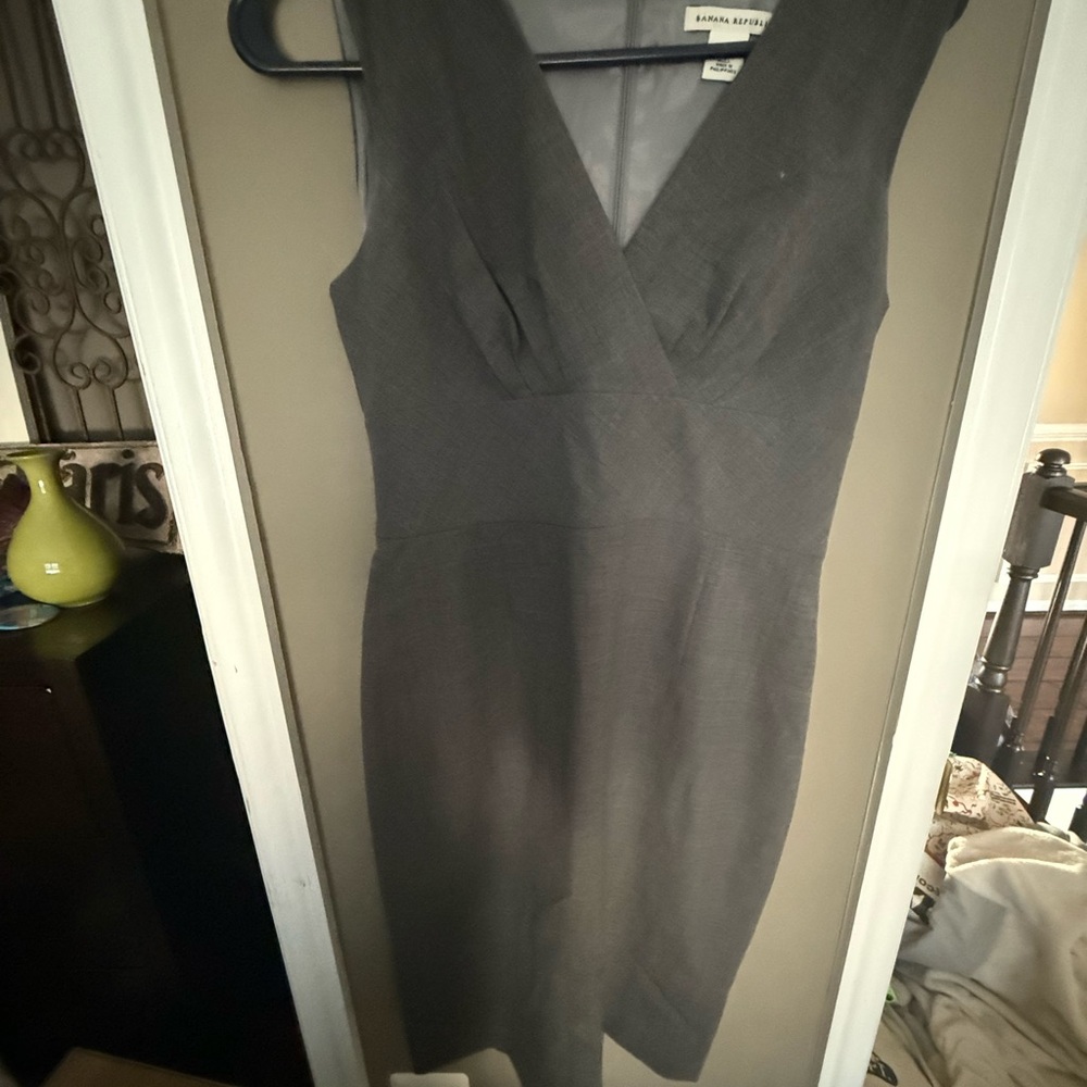Banana Republic Charcoal Gray Sleeveless Midi Sheath Dress